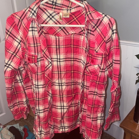 Passport Tops - Button Down Red Flannel
